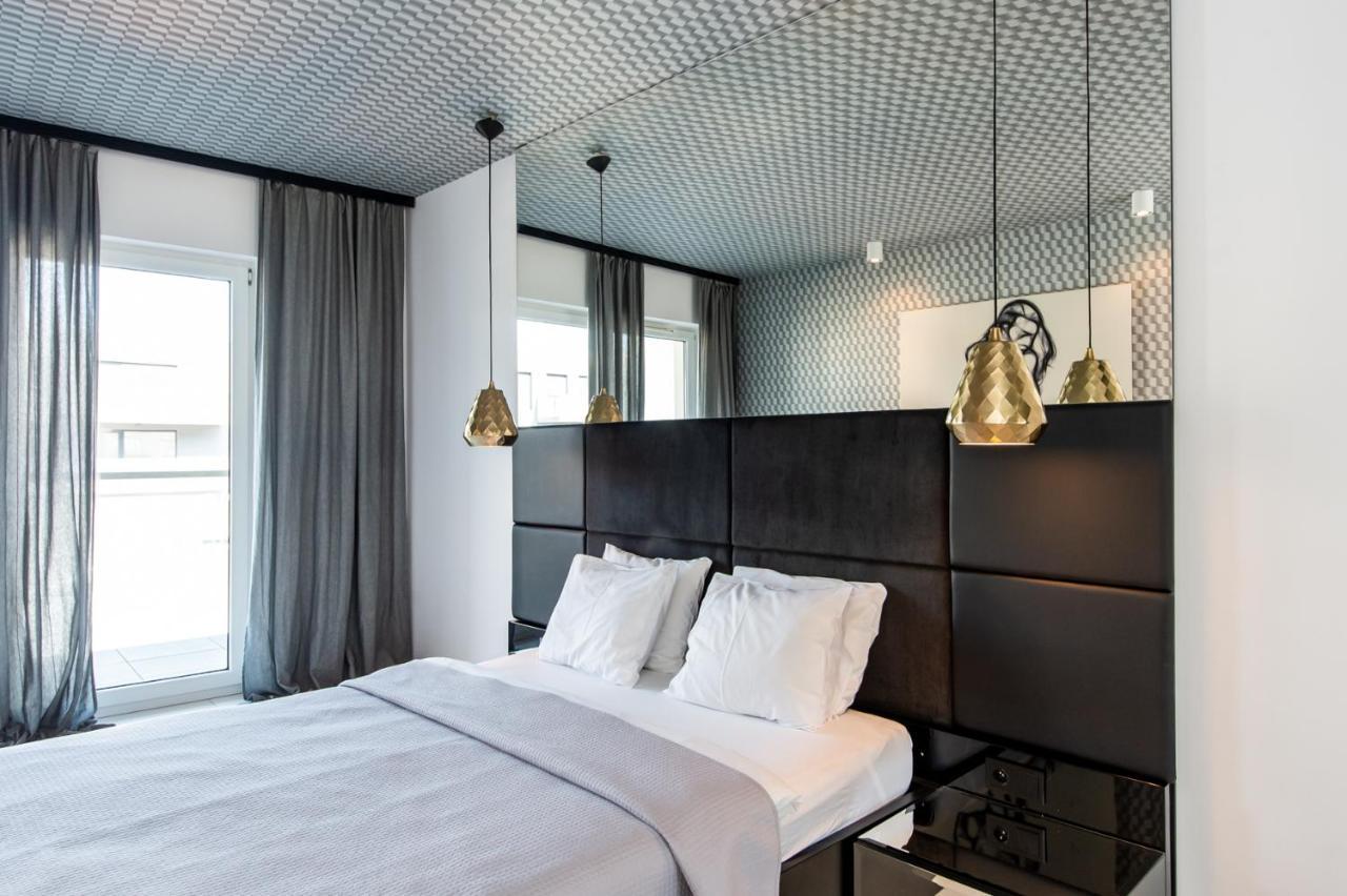 Super-Apartamenty Presidential Suite Poznan Bagian luar foto